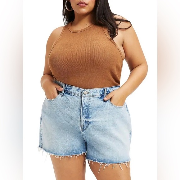 NEW GOOD AMERICAN - High Waist Shorts Plus Size - Picture 3 of 12